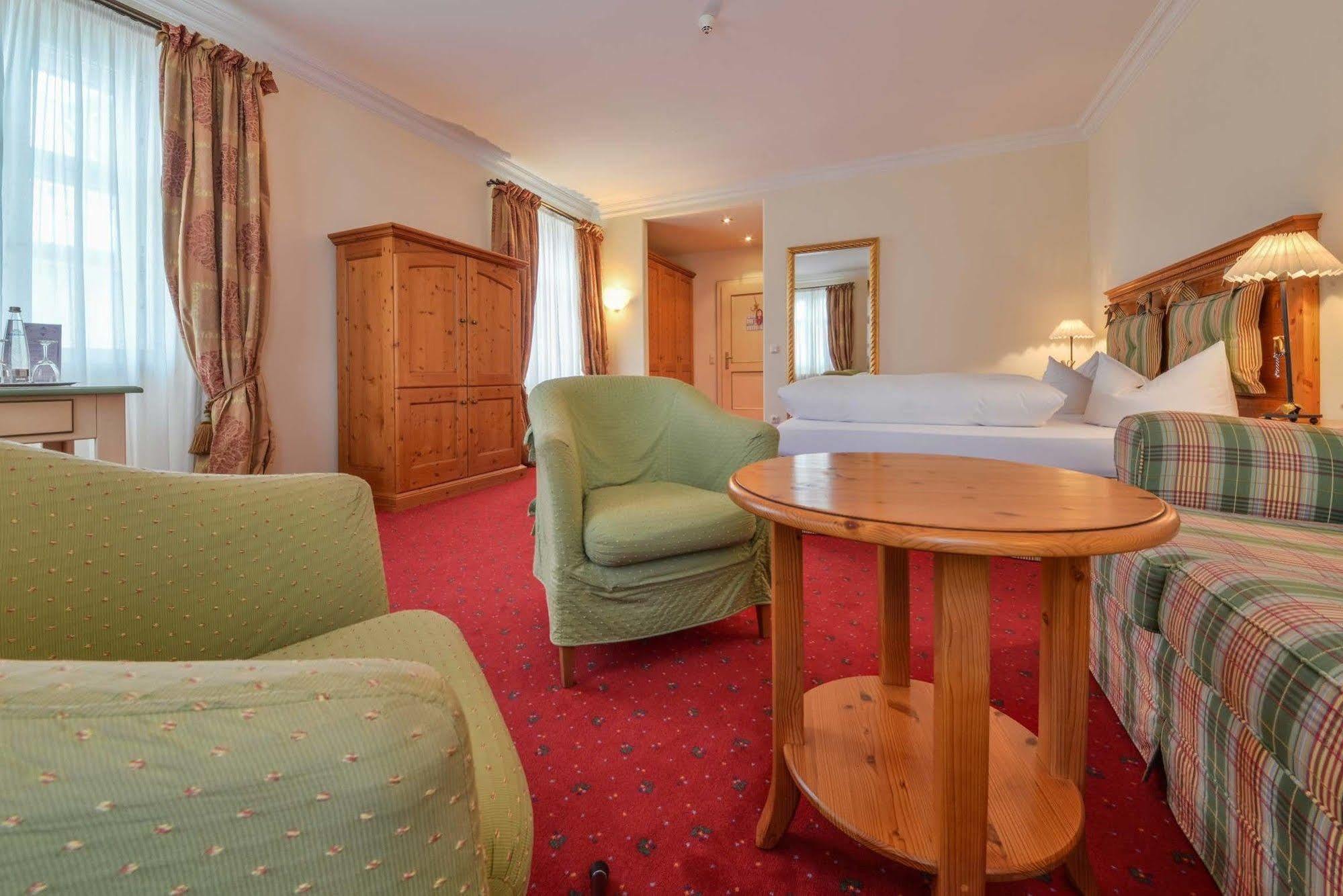 Hotel Post Murnau 3*